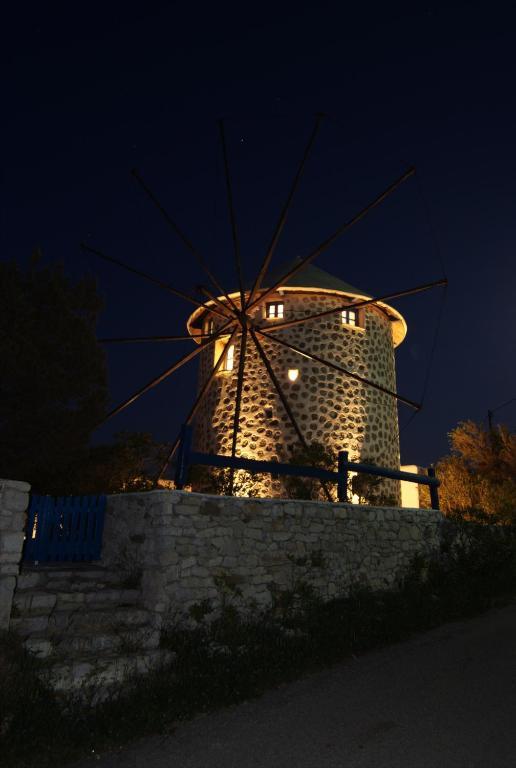 Windmill Studios Livadi  Phòng bức ảnh